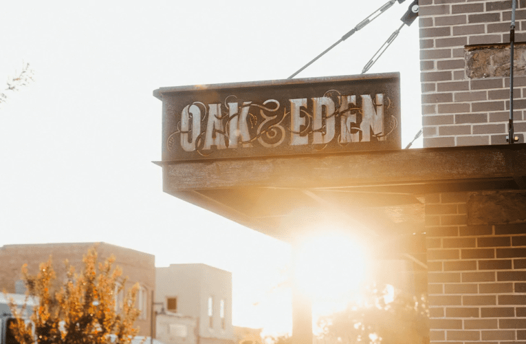 Euless: Best American Made Whiskey – Oak and Eden.